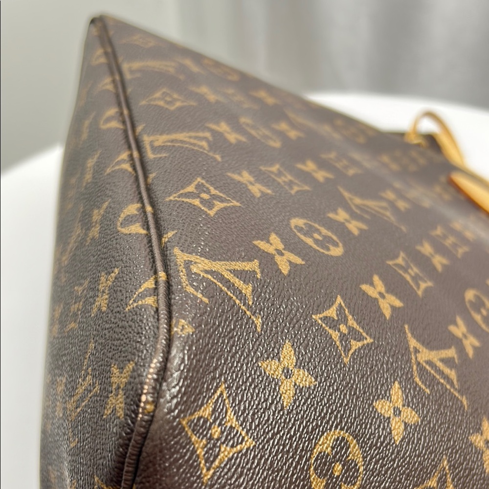 Louis Vuitton Monogram Brown Tan Tote with Leather Trim - Picture 9 of 17